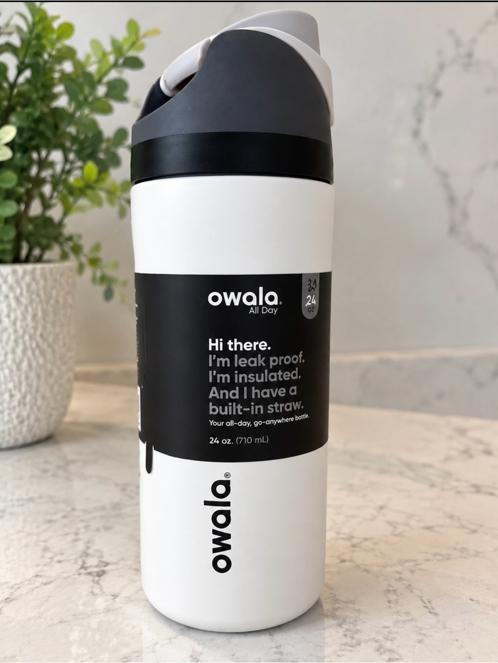 Owala 24 oz Insulated Water Bottle – White & Black – Built-In Straw